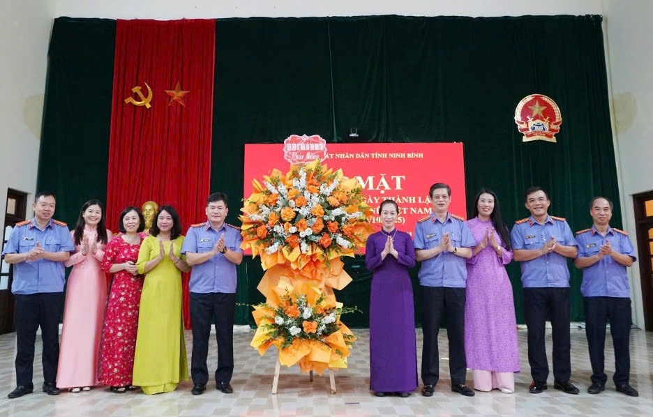 VKSND tỉnh Ninh Bình tổ chức gặp mặt Kỷ niệm 95 năm ngày Phụ nữ Việt Nam