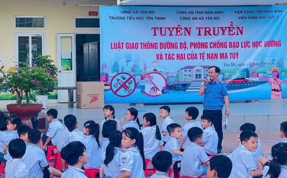 VKSND khu vực 2, tỉnh Ninh Bình phối hợp tuyên truyền giáo dục pháp luật