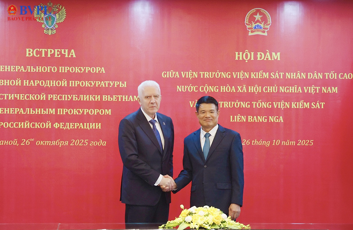 Viện trưởng Nguyễn Huy Tiến tiếp và hội đàm với Viện trưởng Tổng Viện kiểm sát Liên bang Nga