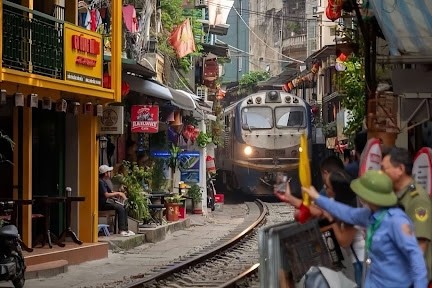 “Cà phê đường tàu” - Hiểm họa giữa lòng Thủ đô