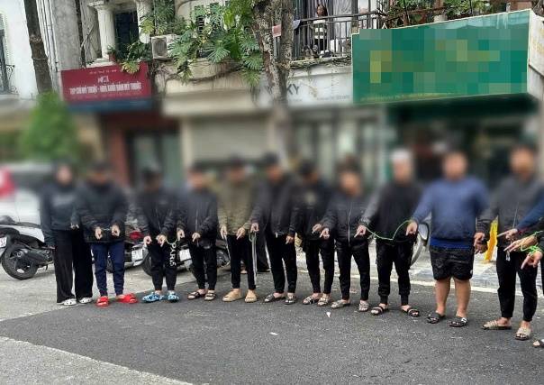 Bắt nhóm thanh, thiếu niên đánh nhau, gây rối trật tự công cộng tại phường Cửa Nam