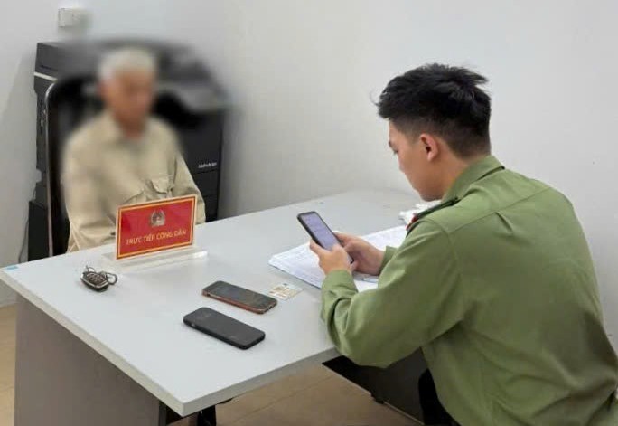 Cảnh báo thủ đoạn lừa hỗ trợ làm bảo hiểm y tế online để chiếm đoạt thông tin cá nhân