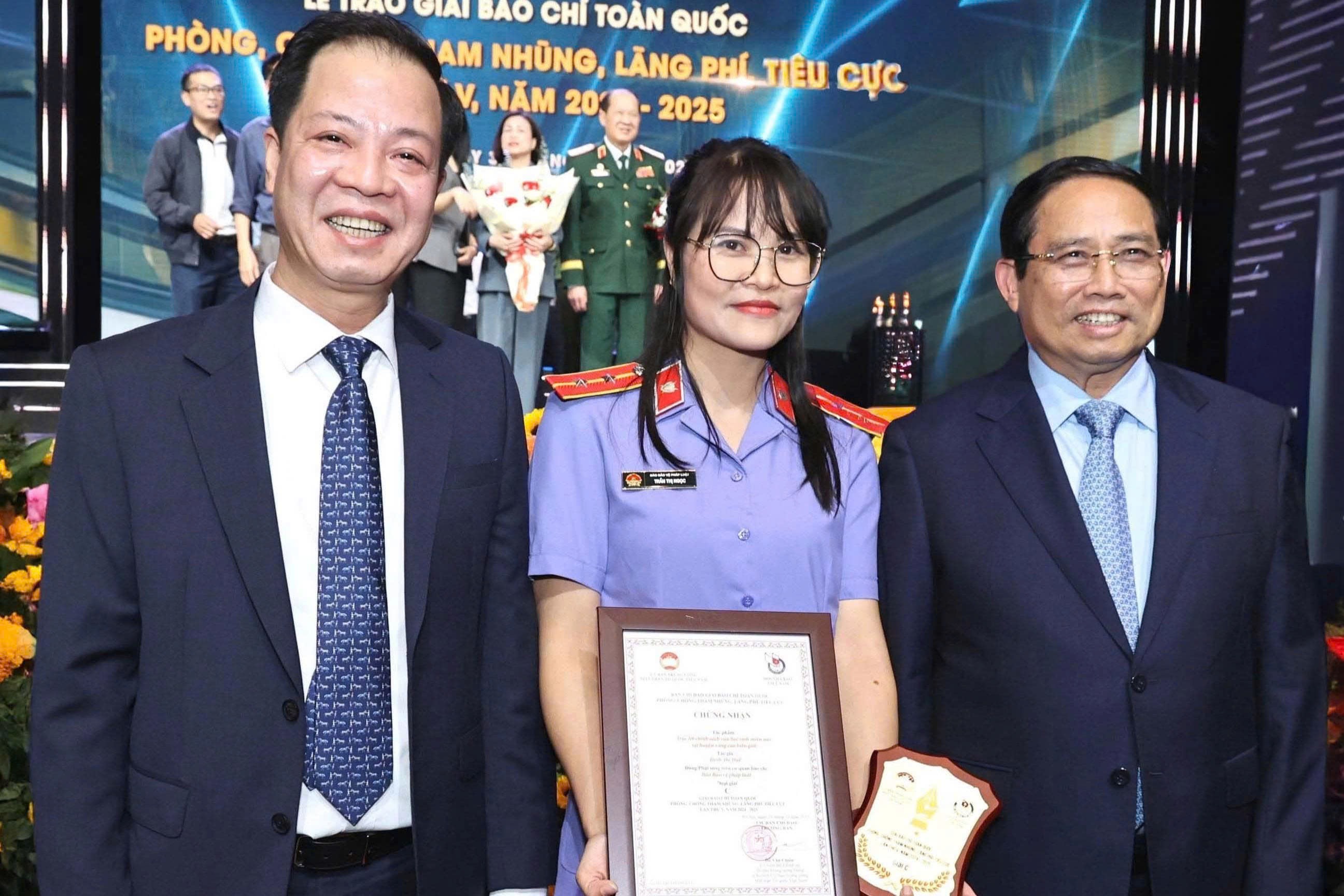 Báo Bảo vệ pháp luật đạt giải C Giải Báo chí toàn quốc phòng, chống tham nhũng, lãng phí, tiêu cực lần thứ V