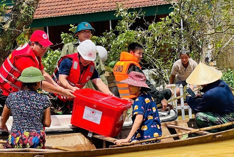 Yêu cầu đảm an toàn thực phẩm, phòng chống ngộ độc thực phẩm do bão, lụt khu vực duyên hải Trung Bộ
