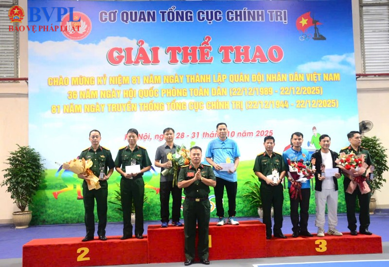 VKSQS Trung ương giành Huy chương Vàng nội dung đôi nam Pickleball trên 50 tuổi