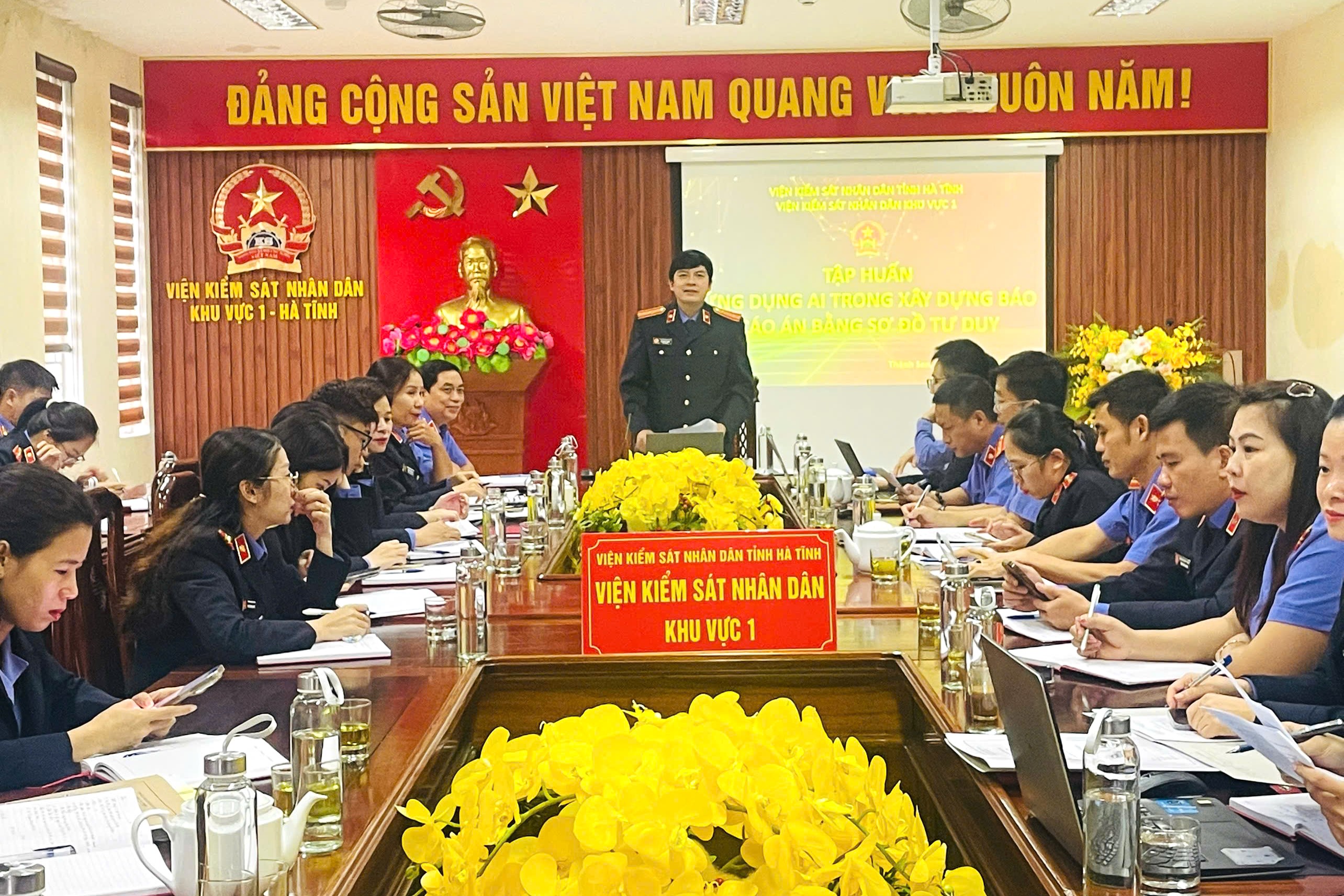 Tập huấn ứng dụng trí tuệ nhân tạo trong xây dựng báo cáo án bằng sơ đồ tư duy