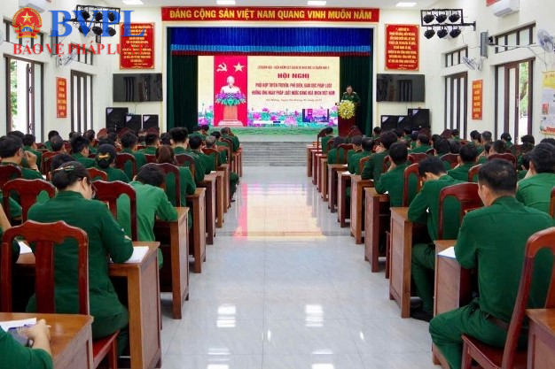 Viện Kiểm sát quân sự khu vực 51 tuyên truyền pháp luật tại Lữ đoàn 683