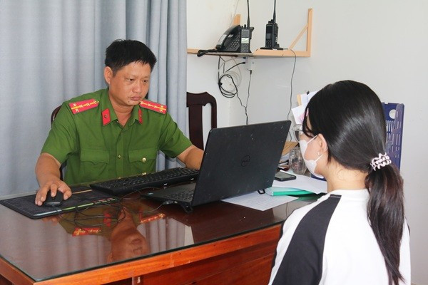 Đăng ký làm việc trên mạng, cô gái trẻ bị lừa gần 200 triệu đồng