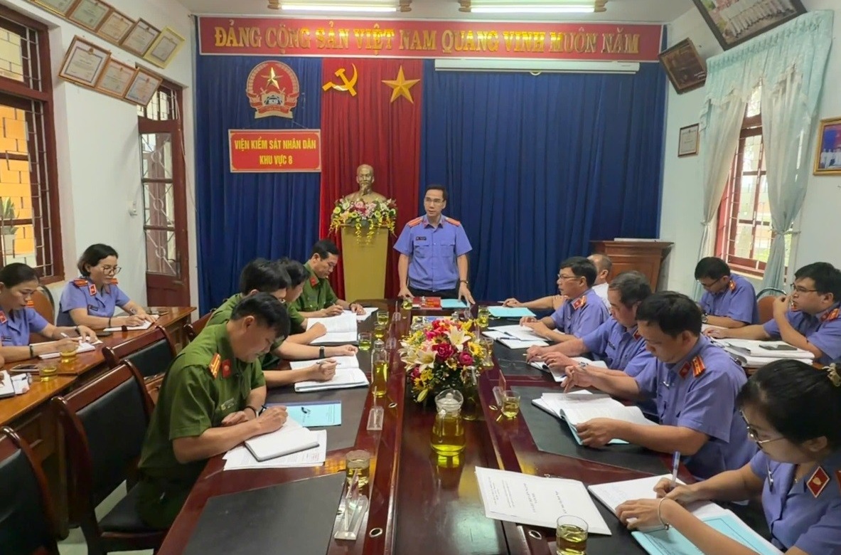 VKSND khu vực 8, tỉnh Gia Lai chủ trì họp liên ngành tháo gỡ những khó khăn, vướng mắc