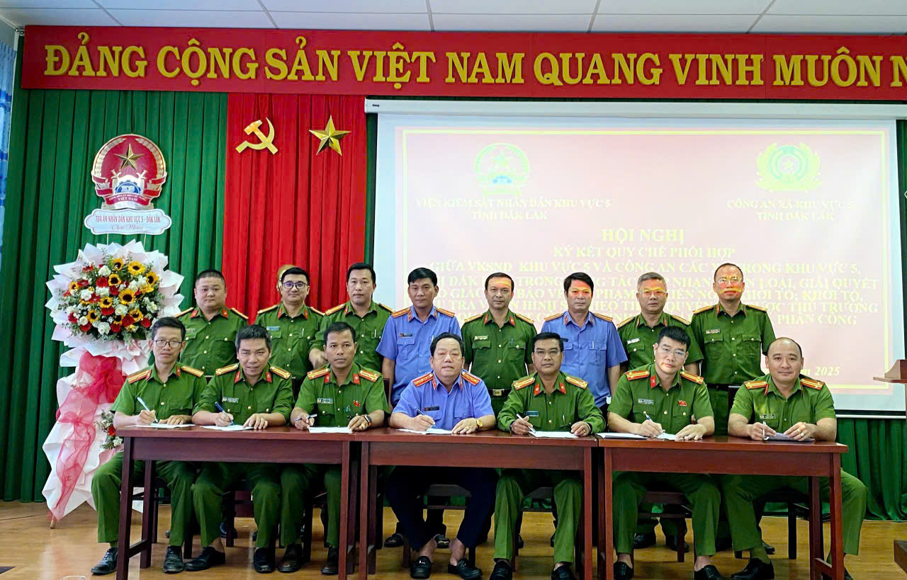 VKSND khu vực 5, tỉnh Đắk Lắk ký quy chế phối hợp với Công an các xã