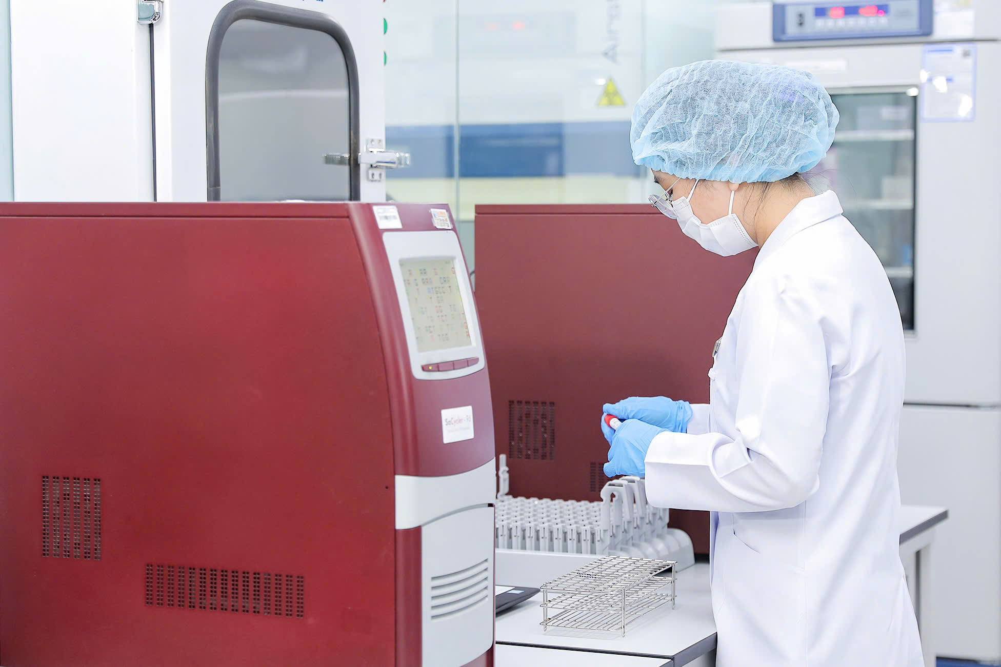 Việt Nam triển khai xét nghiệm viêm gan D theo tiêu chuẩn Mỹ, miễn phí tầm soát cho gần 2 500 người