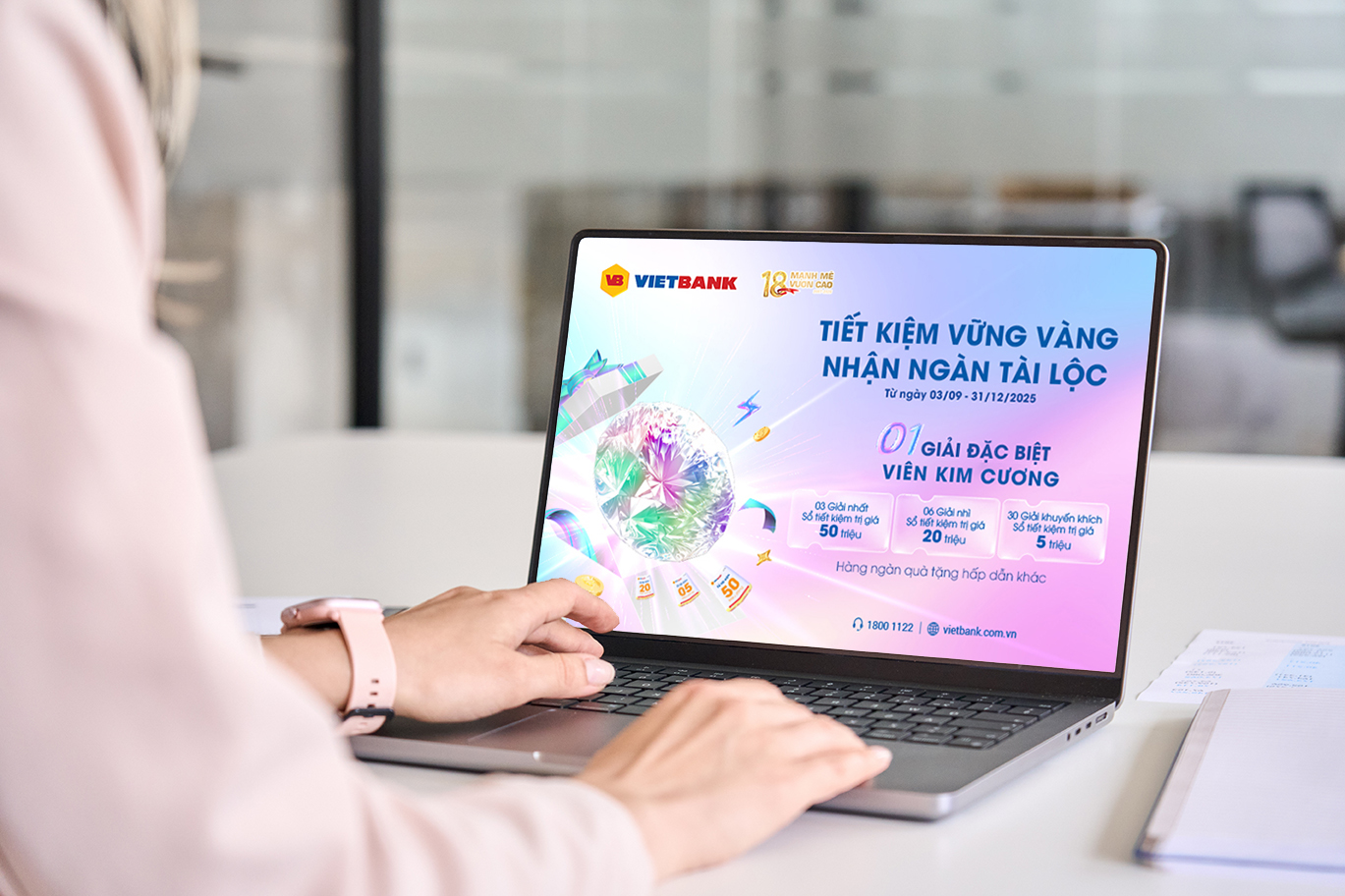 Tận hưởng ưu đãi vượt trội khi sử dụng thẻ và gửi tiết kiệm Vietbank