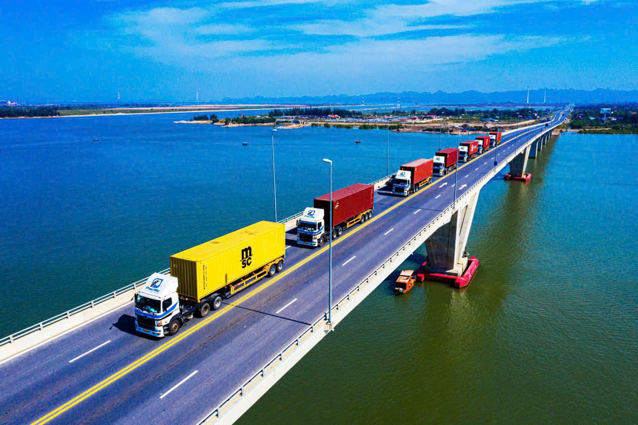 Những trục giao thông nghìn tỉ mở rộng không gian kết nối phát triển