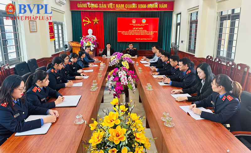 VKSND và TAND khu vực 8, tỉnh Hưng Yên tổ chức Lễ ký Quy chế phối hợp liên ngành