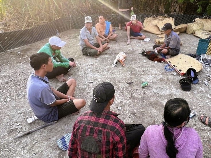 Triệt phá sòng bạc quy mô lớn, hoạt động lưu động khu vực giáp ranh TP HCM