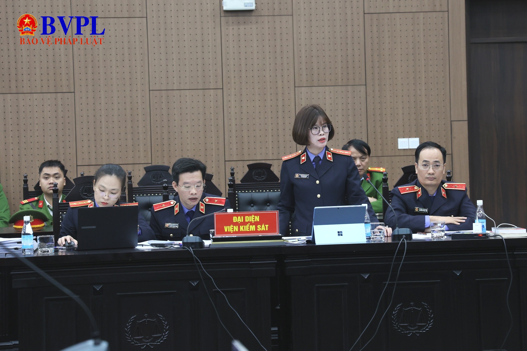 Viện Kiểm sát đề nghị mức án đến 10 năm tù trong vụ hối lộ ở TAND cấp cao tại Đà Nẵng