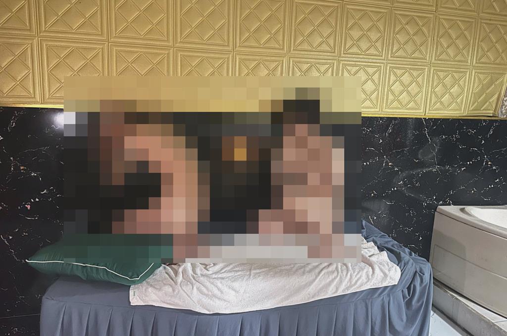 Bắt quả tang 2 đối tượng “mua bán dâm” tại cơ sở kinh doanh massage