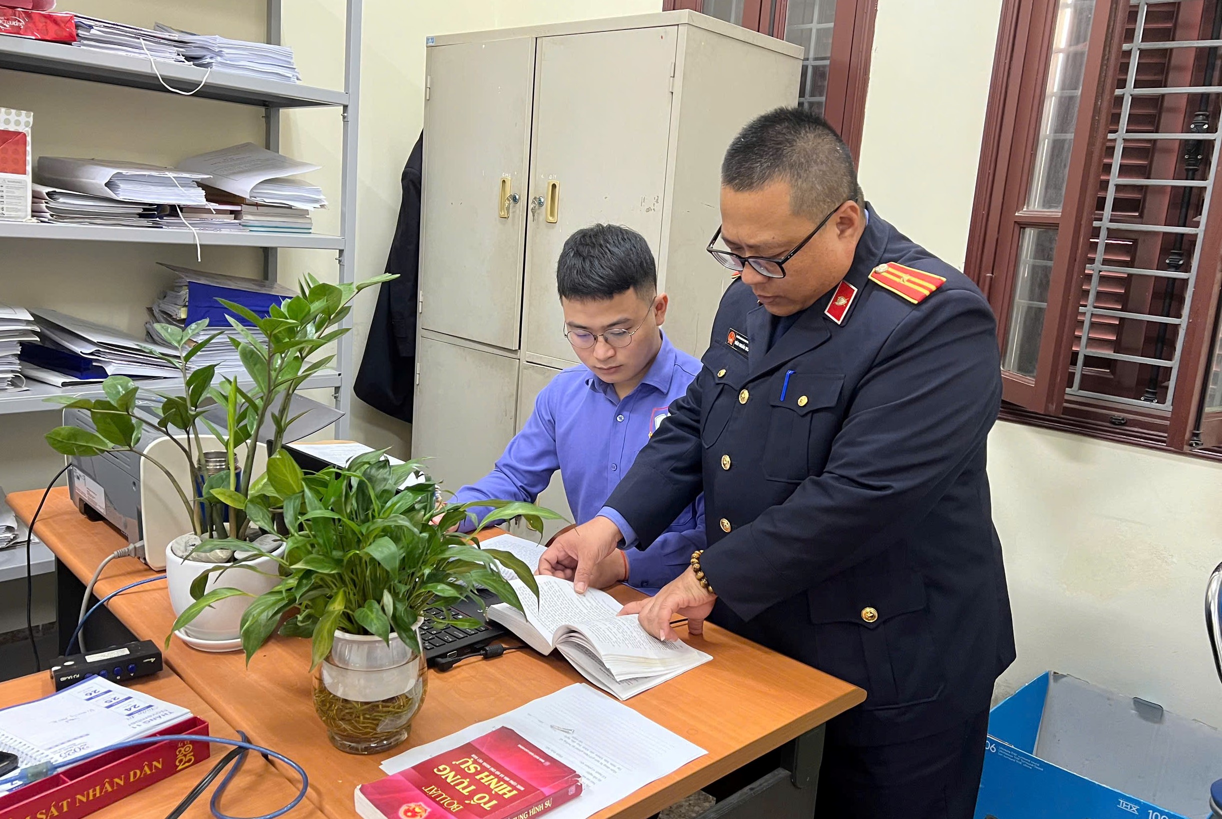 VKSND khu vực 4 – Quảng Ninh kèm cặp, hướng dẫn sinh viên Đại học Kiểm sát thực tập