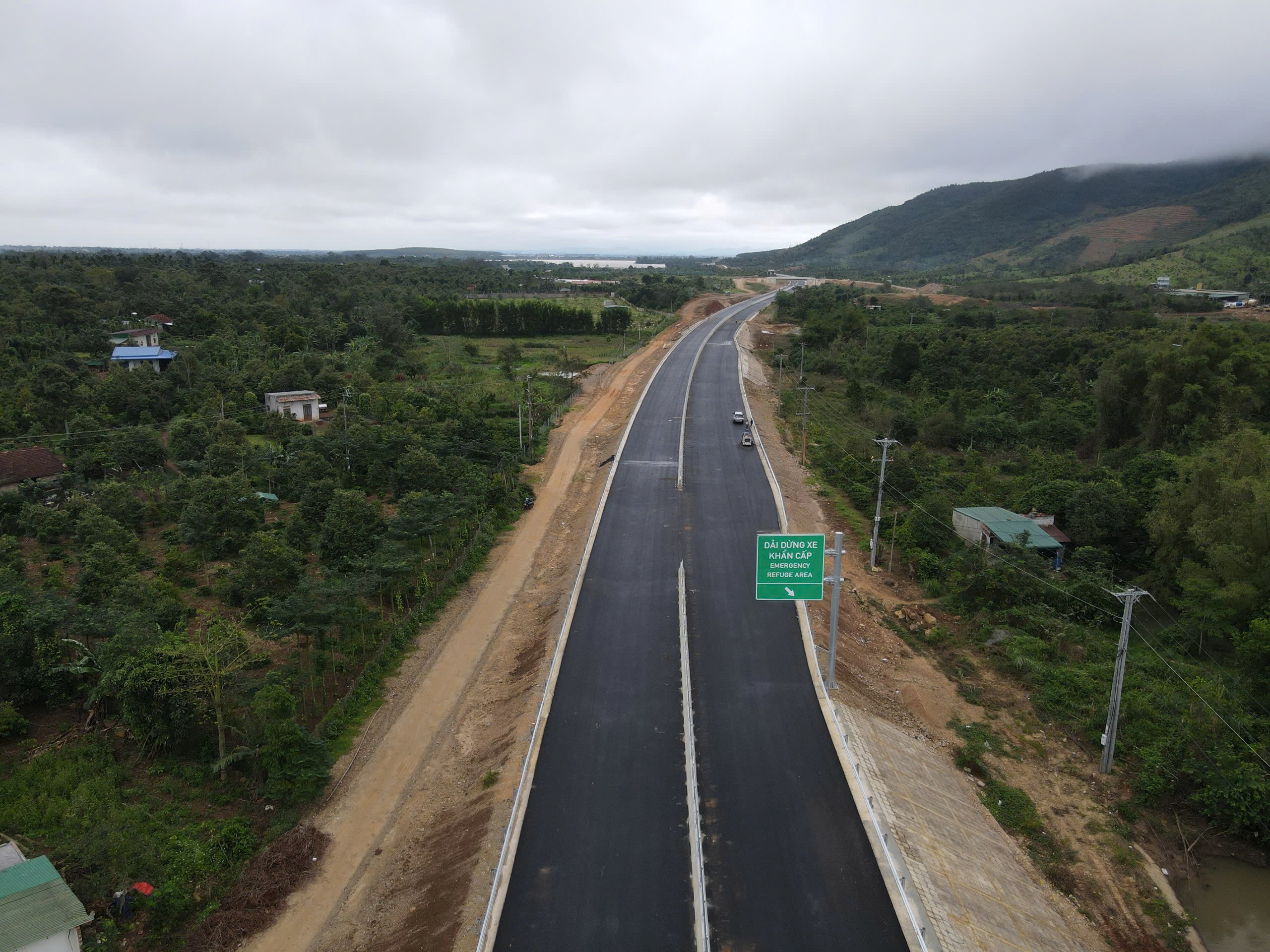 Cao tốc Khánh Hòa – Buôn Ma Thuột thông xe kỹ thuật sau hơn 2 năm thi công