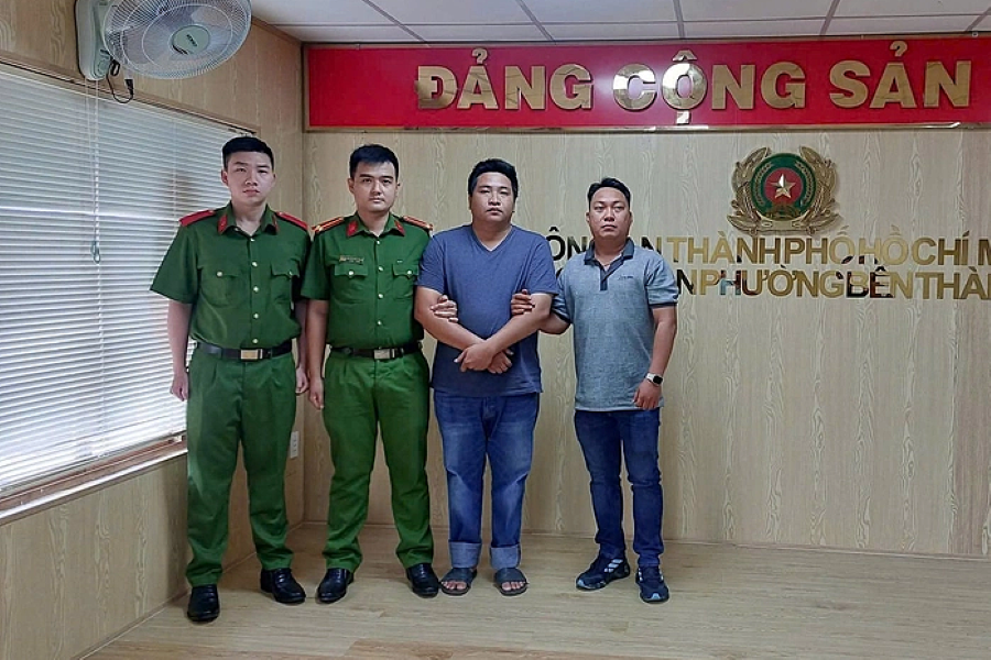 Bắt giữ 2 đối tượng trốn lệnh truy nã ở trung tâm TP HCM