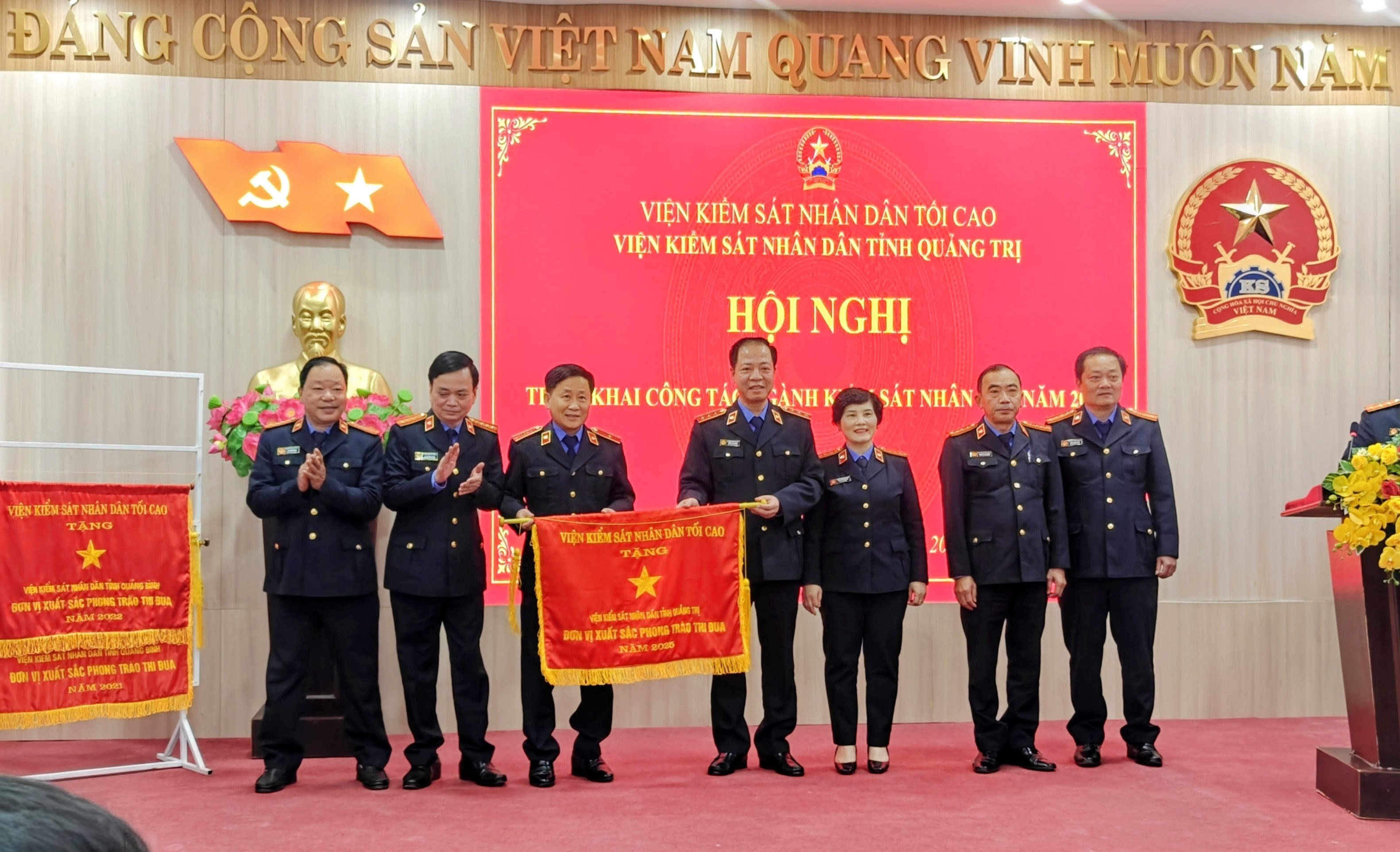 Phó Viện trưởng VKSND tối cao Trần Hải Quân dự hội nghị triển khai công tác tại VKSND tỉnh Quảng Trị