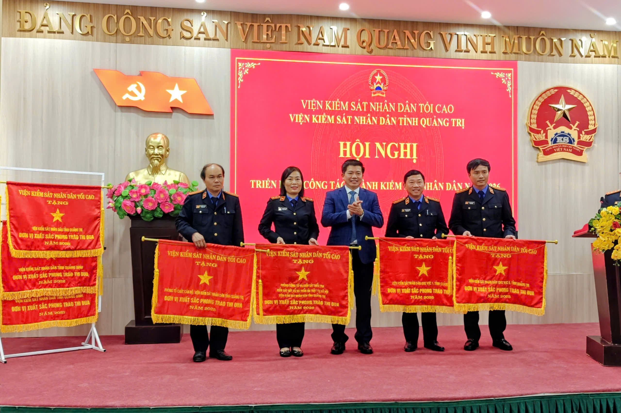 Phó Bí thư Thường trực Tỉnh ủy đánh giá cao kết quả toàn diện của VKSND tỉnh Quảng Trị