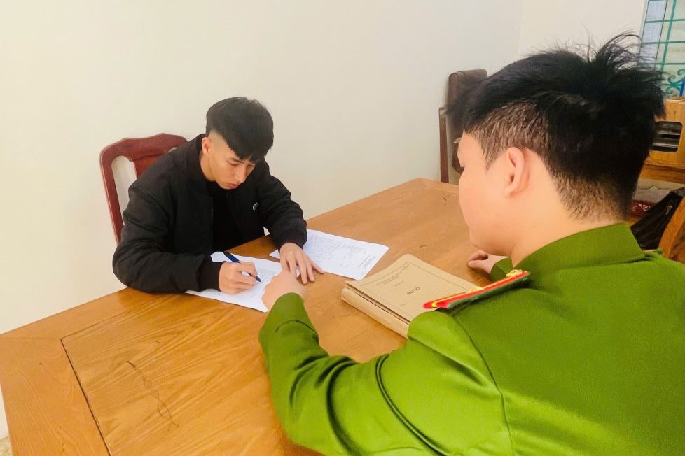 Phê chuẩn khởi tố bị can đánh bạc trực tuyến qua ứng dụng SunWin