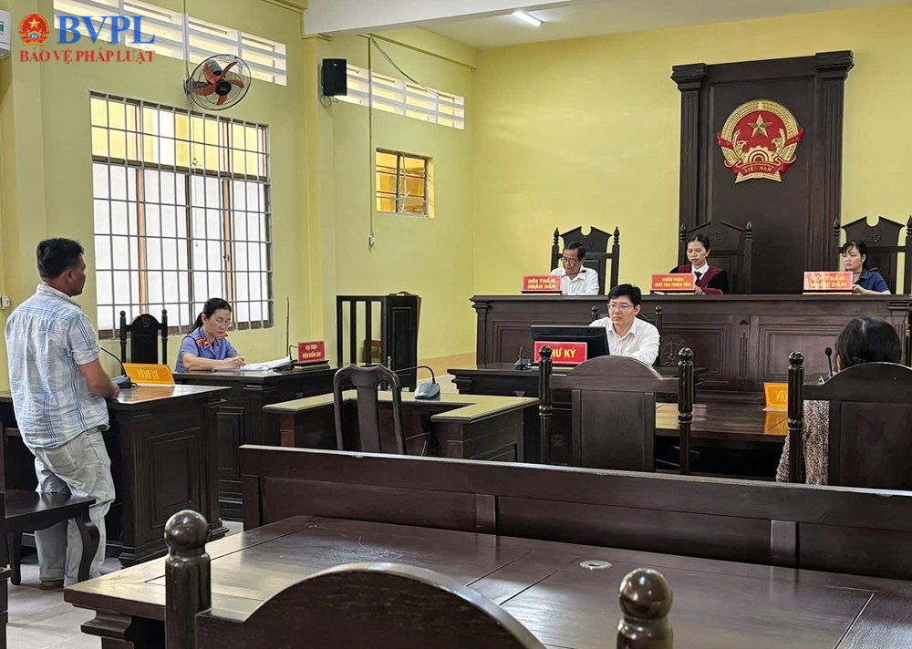 VKSND Khu vực 5 tỉnh An Giang phối hợp tổ chức phiên tòa dân sự rút kinh nghiệm