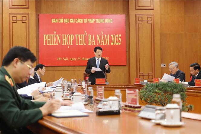 Chủ tịch nước Lương Cường chủ trì Phiên họp thứ ba Ban Chỉ đạo Cải cách tư pháp Trung ương