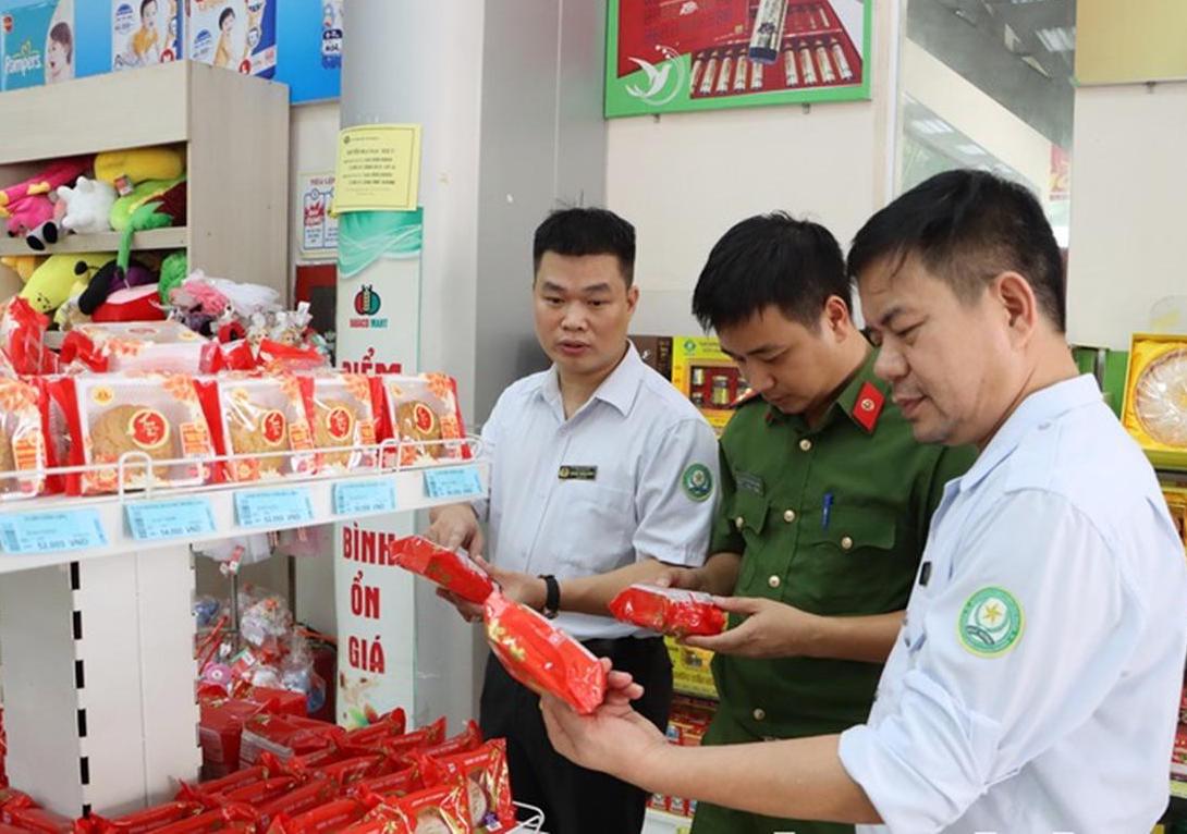 Đảm bảo an toàn thực phẩm cho dịp Tết và Lễ hội Xuân 2026