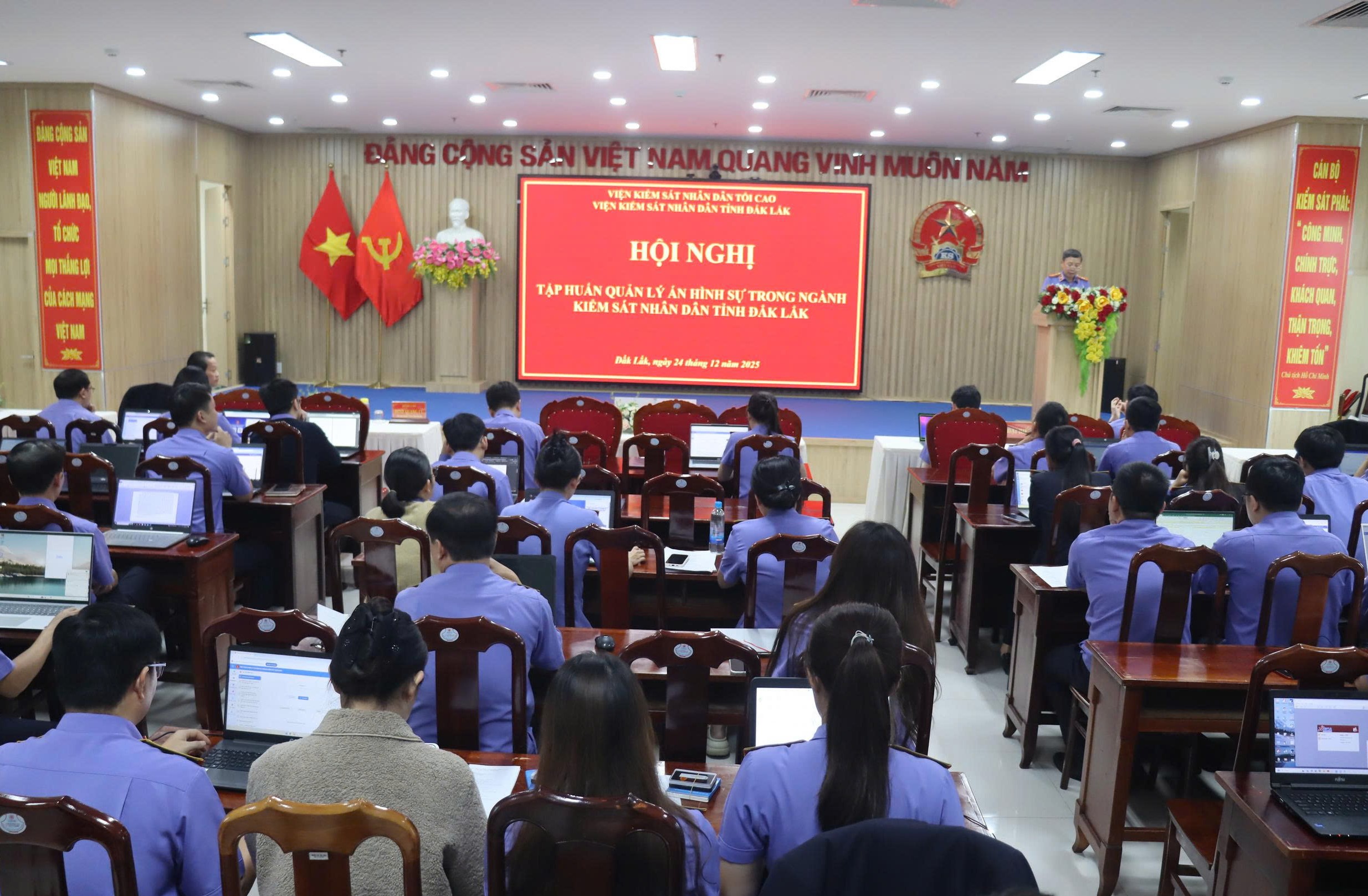 VKSND tỉnh Đắk Lắk phối hợp tổ chức Hội nghị tập huấn triển khai Nền tảng Quản lý án hình sự