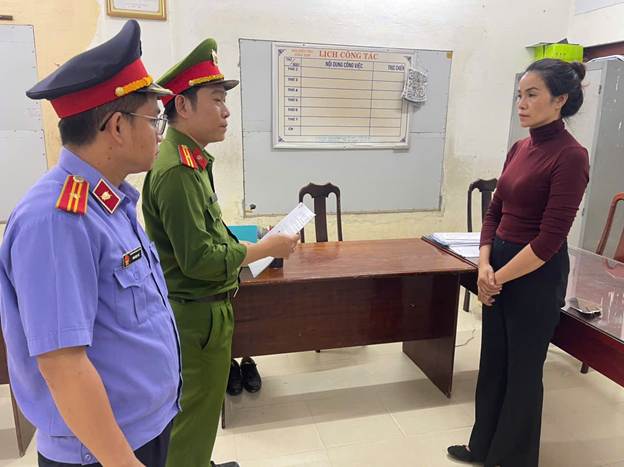 Phê chuẩn khởi tố người phụ nữ trộm 19 chỉ vàng của cô ruột