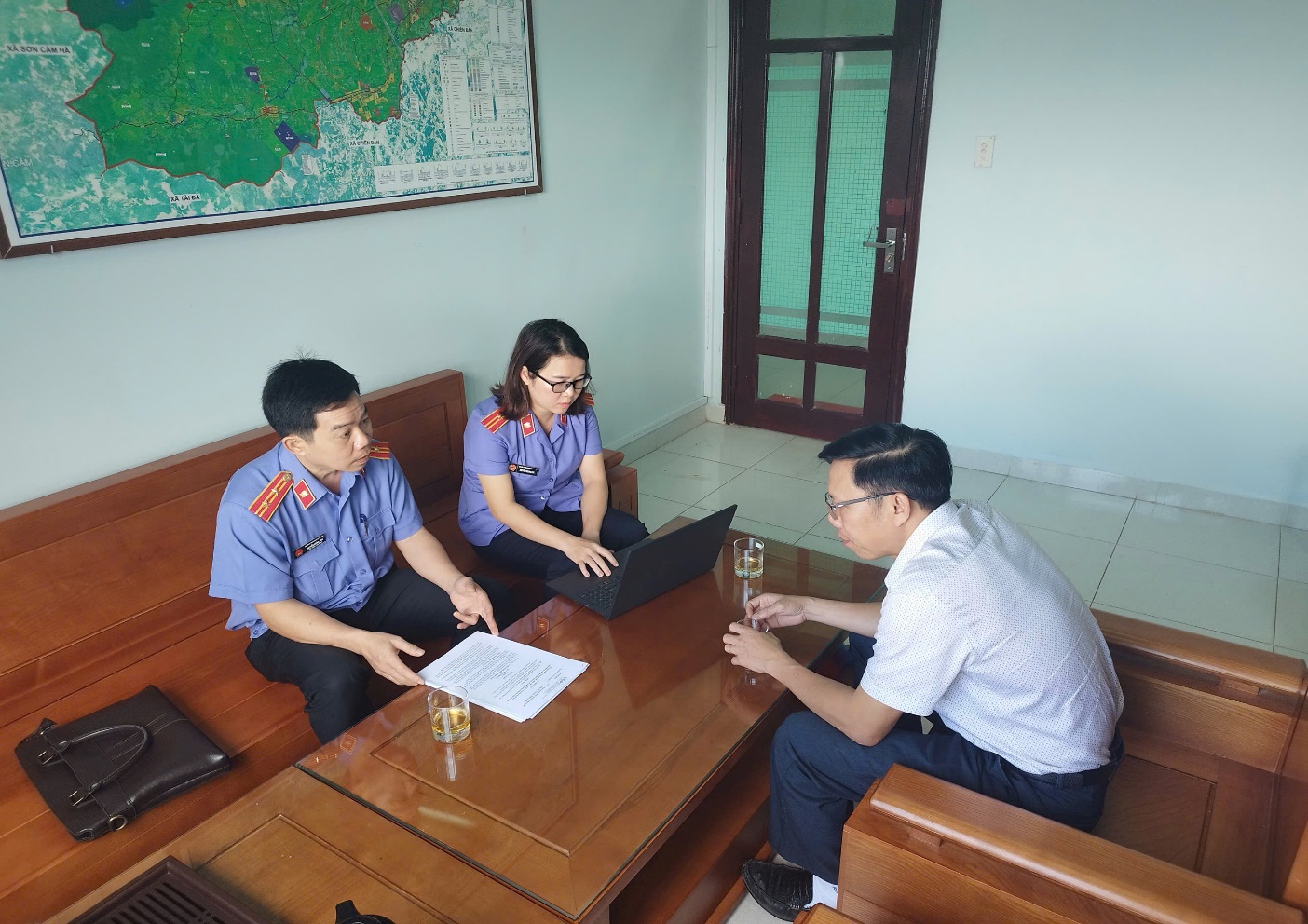 VKSND khu vực 7, TP Đà Nẵng làm việc với các đơn vị về việc thí điểm khởi kiện vụ án dân sự công ích