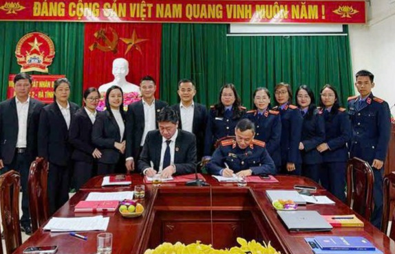 VKSND khu vực 2, tỉnh Hà Tĩnh ký kết Chương trình phối hợp với TAND cùng cấp