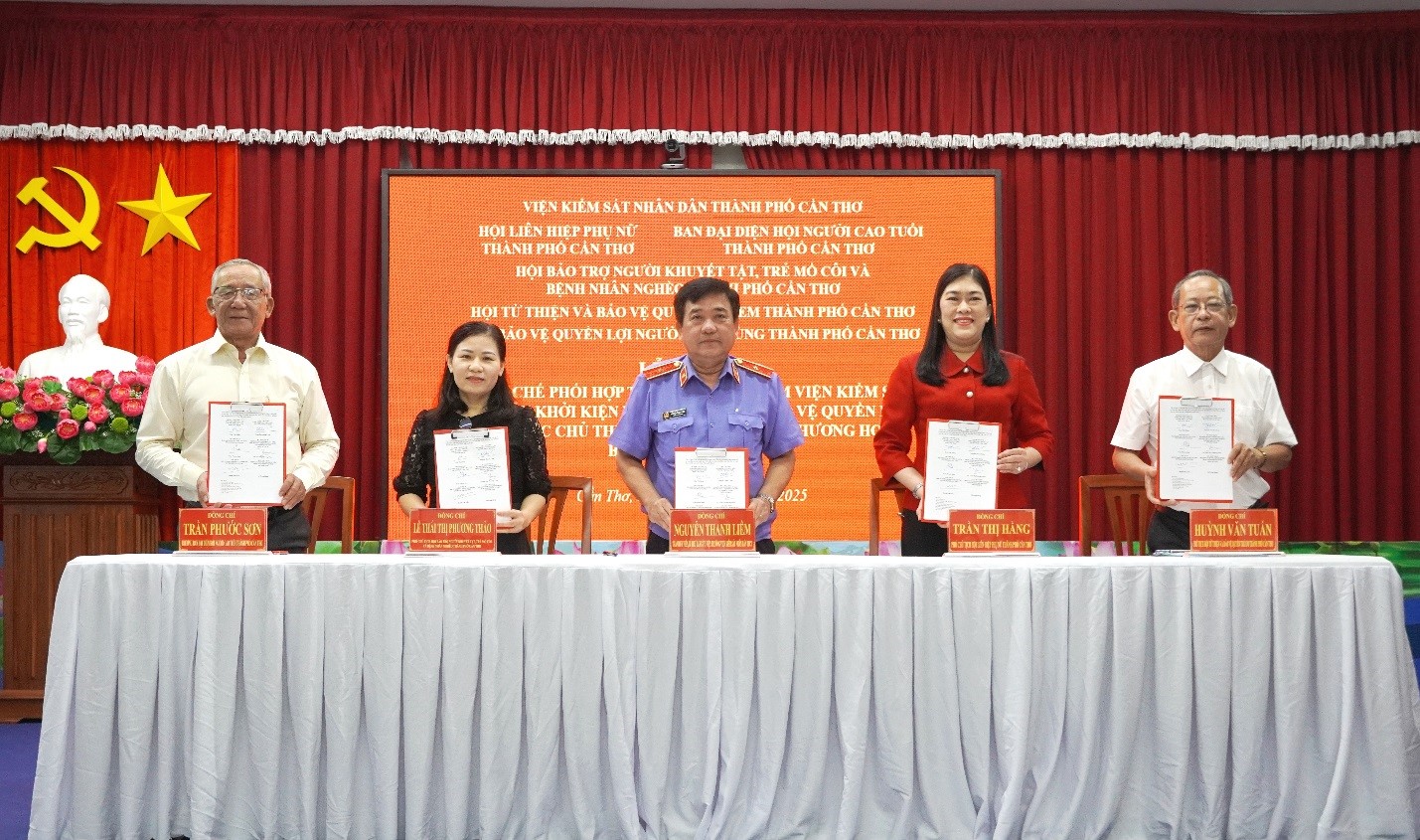 VKSND TP Cần Thơ ký kết Quy chế phối hợp thực hiện Nghị Quyết 205 của Quốc hội