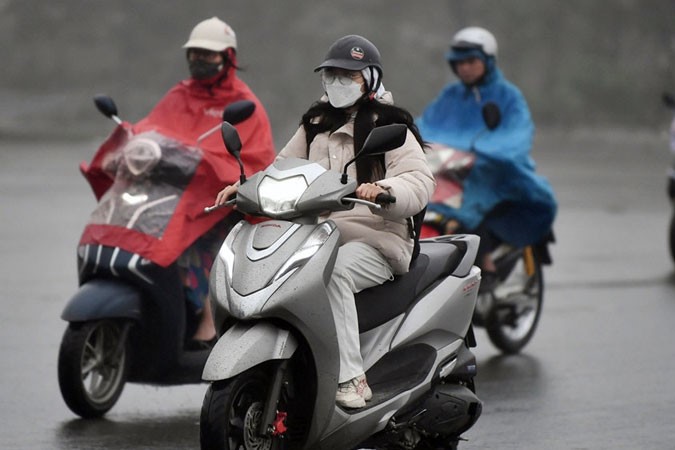 Bắc Bộ trời rét, mưa rải rác, Nam Bộ nắng ấm