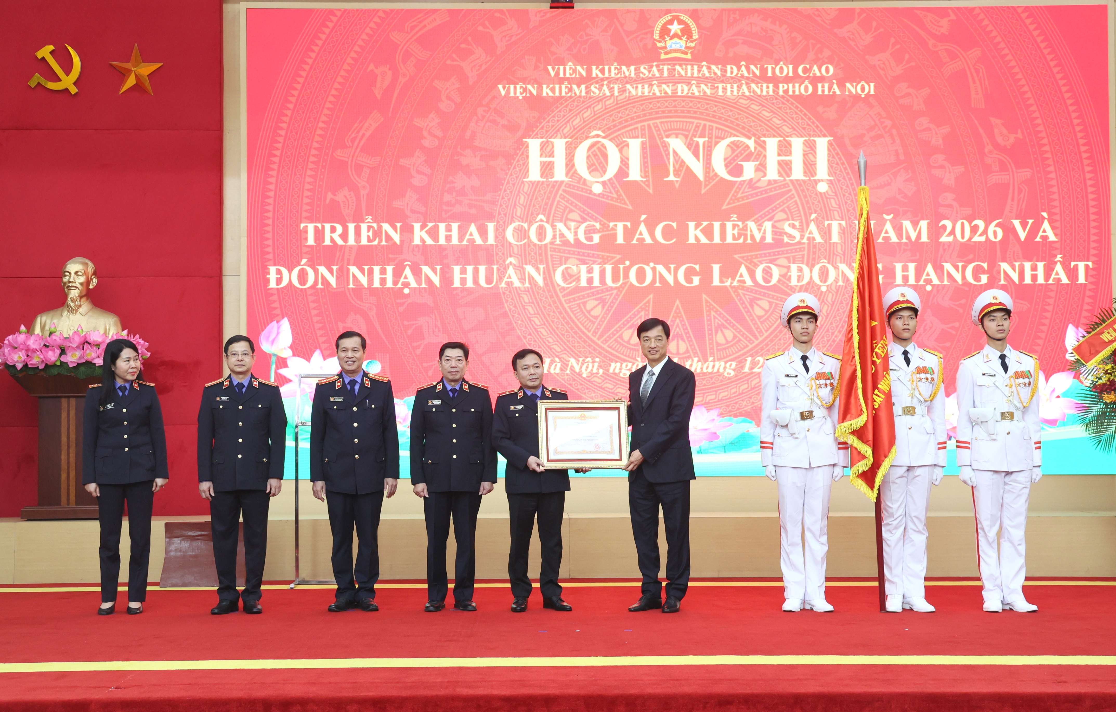 VKSND TP Hà Nội triển khai công tác kiểm sát năm 2026, đón nhận Huân chương Lao động hạng Nhất