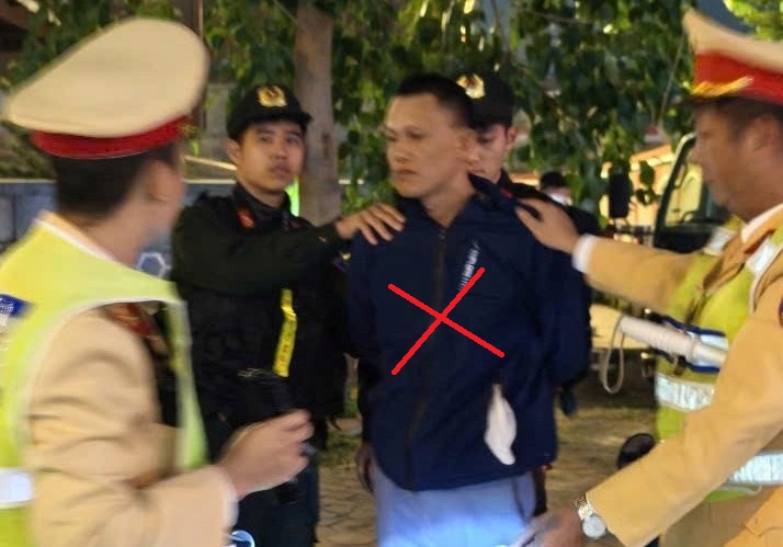 Bắt 2 đối tượng tàng trữ ma túy, vận chuyển 80,6kg pháo trong đêm đầu năm