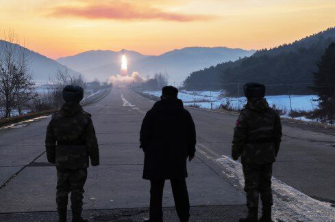 Triều Tiên nói gì về vụ phóng tên lửa ngay trước thềm hội nghị thượng đỉnh Hàn-Trung