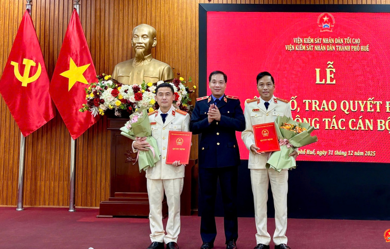 VKSND TP Huế bổ nhiệm Phó Trưởng phòng và Phó Chánh Thanh tra