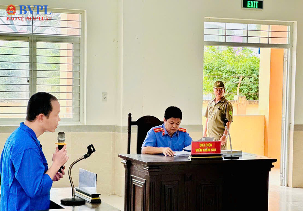 Lãnh đạo VKSND Khu vực 2 tỉnh Đồng Tháp trực tiếp xét xử tại phiên tòa lưu động