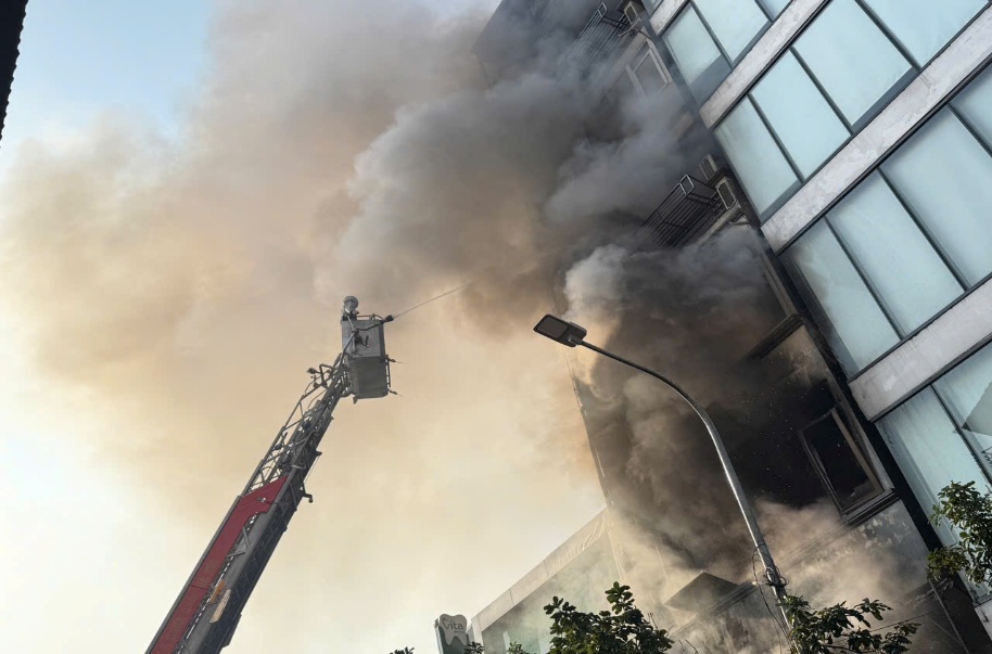 Điều tra vụ cháy nhà trên phố Lê Lợi, 2 người tử vong