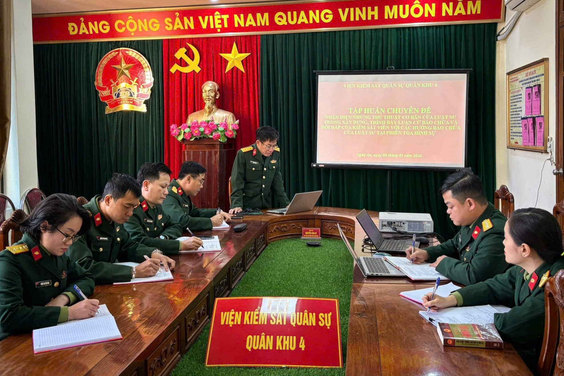 VKSQS Quân khu 4 đẩy mạnh học tập tại chức, lấy công tác tự đào tạo, bồi dưỡng tại đơn vị làm trọng tâm