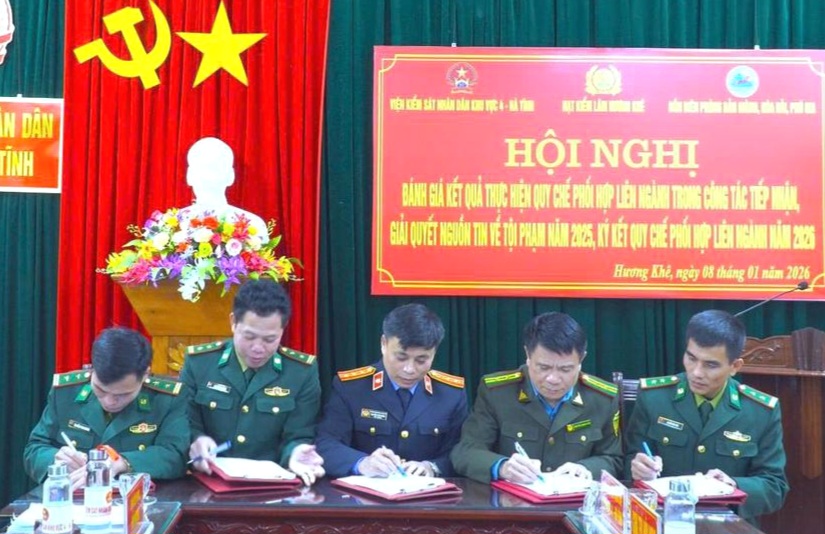 VKSND khu vực 4 - Hà Tĩnh ký kết Quy chế phối hợp liên ngành về tiếp nhận, giải quyết nguồn tin tội phạm