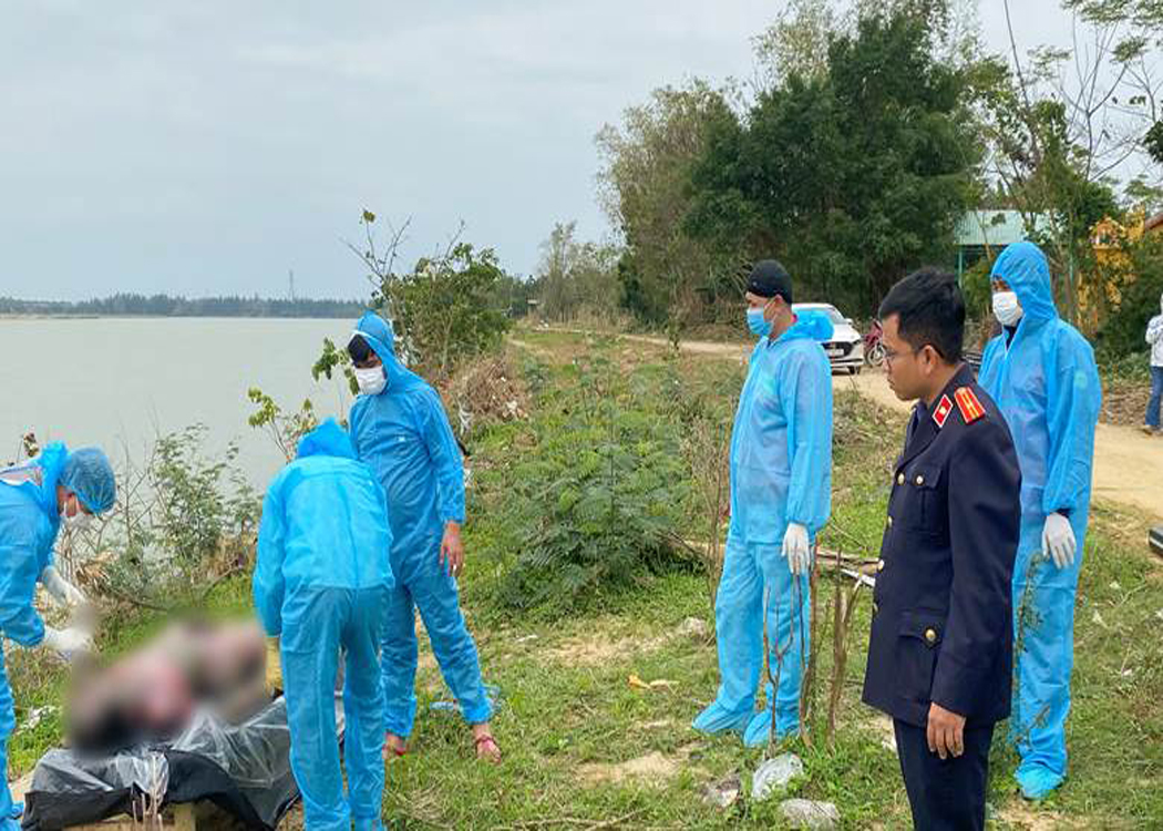 Kiểm sát khám nghiệm hiện trường vụ người tử vong ở khu vực sông Thu Bồn