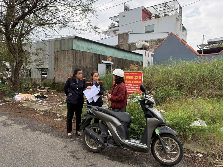 Kiểm tra, xác minh tình trạng ô nhiễm môi trường do rác thải