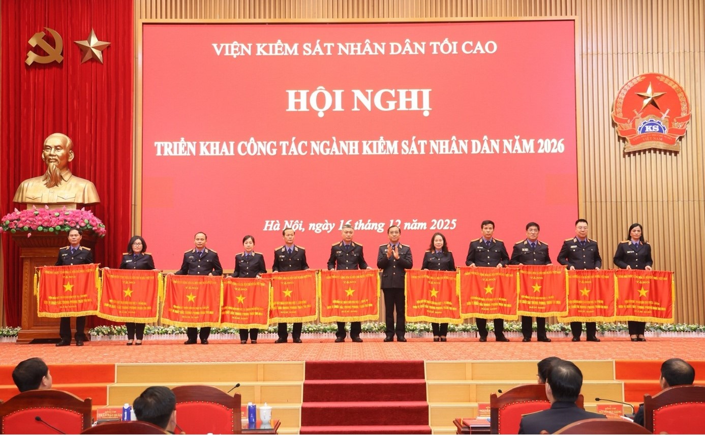 Viện trưởng VKSND khu vực 10, tỉnh Phú Thọ Người dẫn dắt phong trào thi đua toàn diện