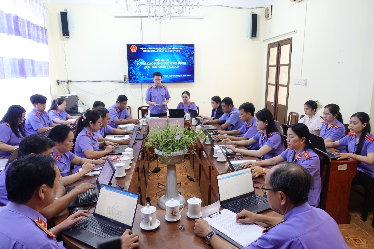 VKSND Khu vực 4, tỉnh Vĩnh Long tổ chức Hội nghị tập huấn nâng cao năng lực AI