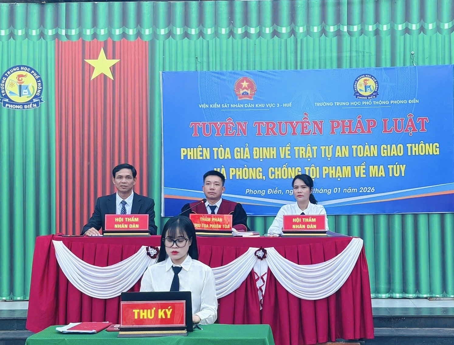 VKSND Khu vực 3 TP Huế phối hợp tuyên truyền pháp luật trong trường học