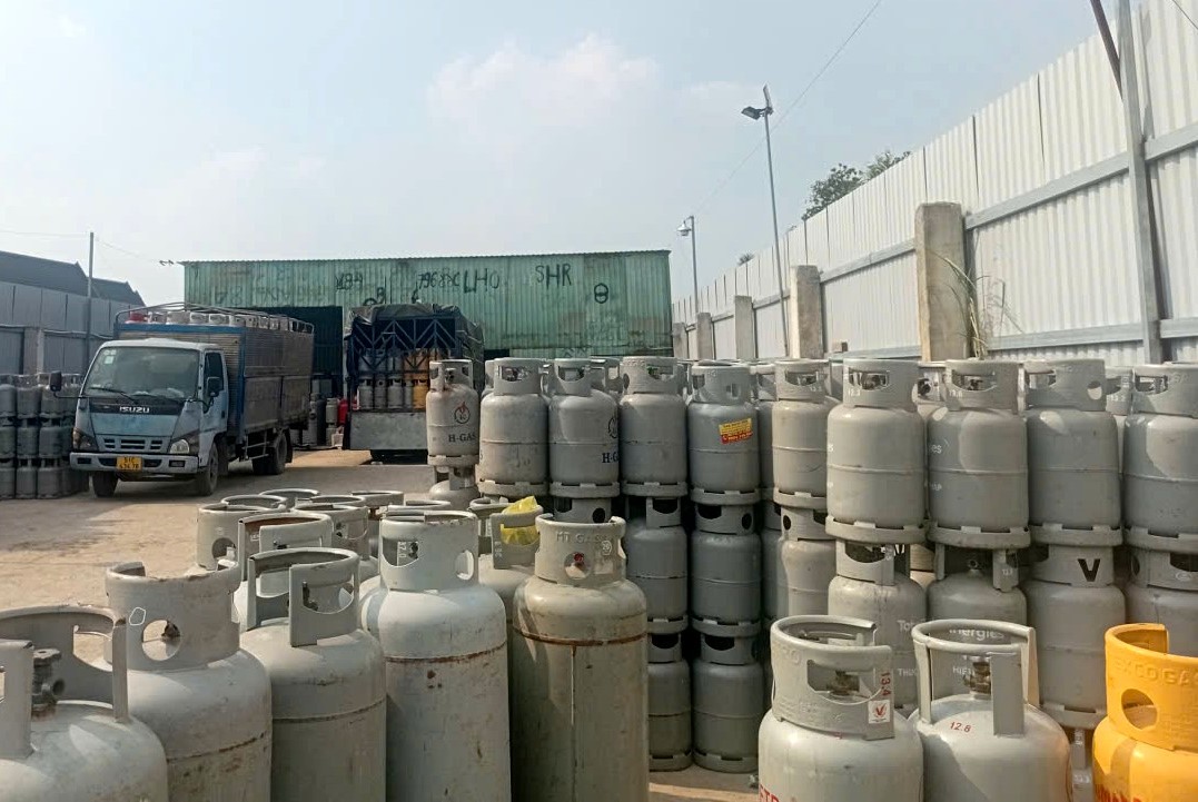 Triệt phá đường dây san chiết, buôn bán trái phép khí gas liên tỉnh